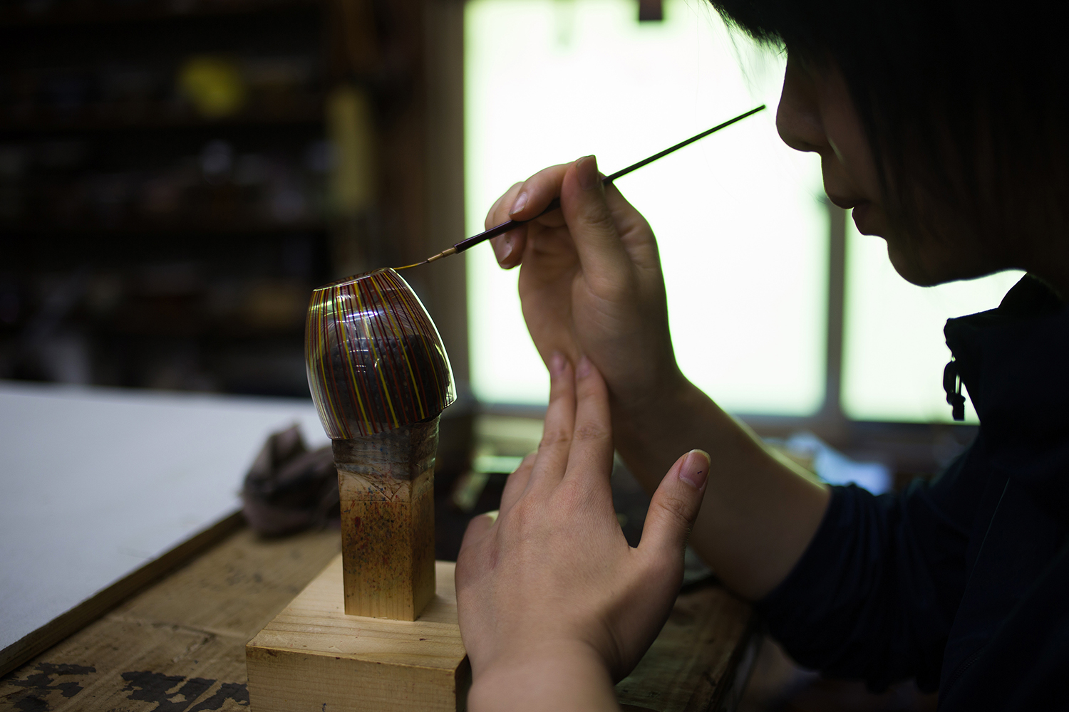 緋襷 | 工芸用語集 | KOGEI STANDARD | 日本工芸のオンラインメディア