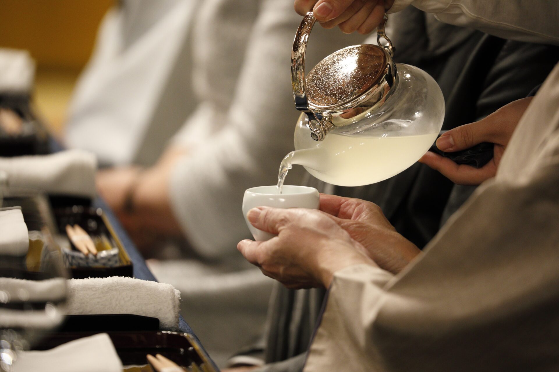 1000円スタート THAILANDの漆器 金彩加工 46 木彫刻