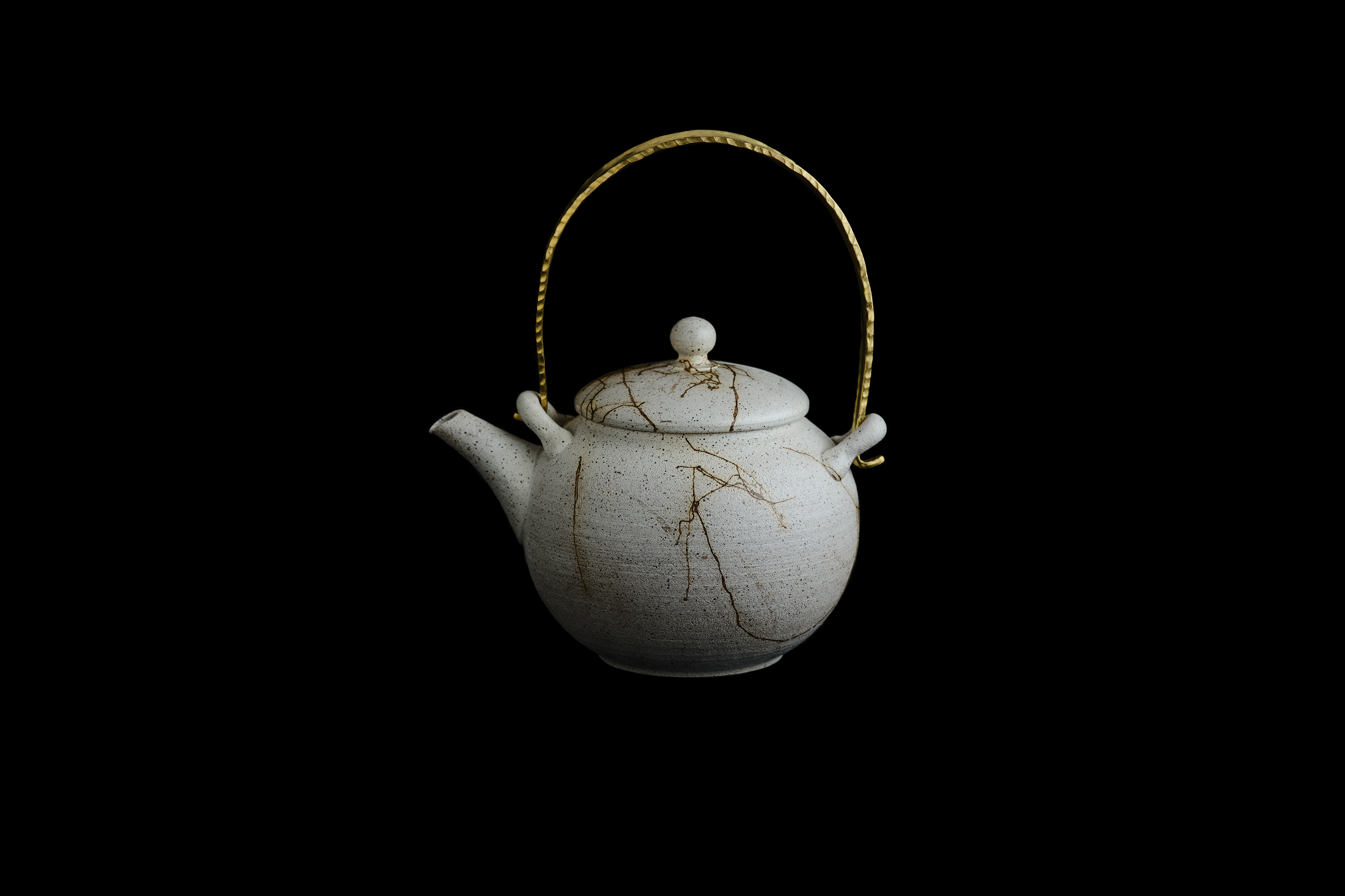 Teapot with Fired Seaweed Pattern | Craft | KOGEI STANDARD | Online ...