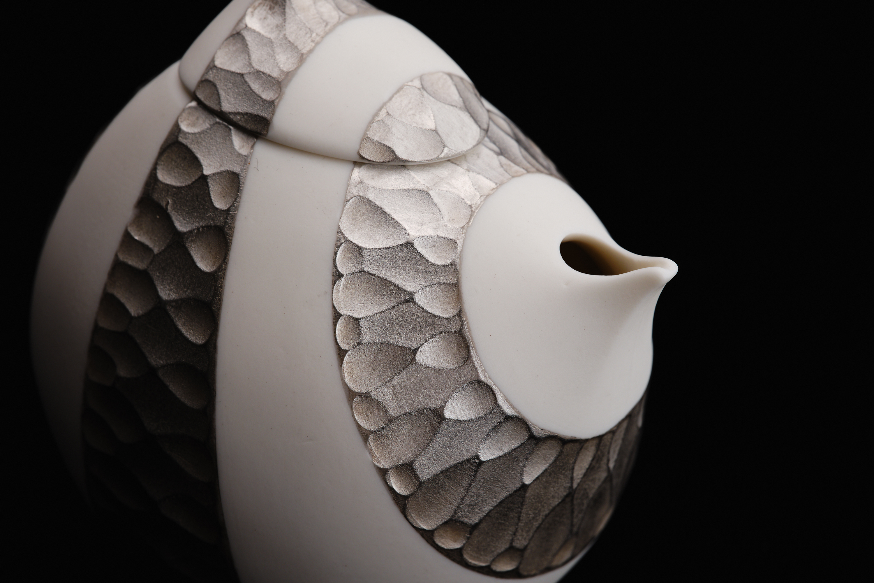 Carved-Pattern Vessel, Silver Stripe | Craft | KOGEI STANDARD | Online ...